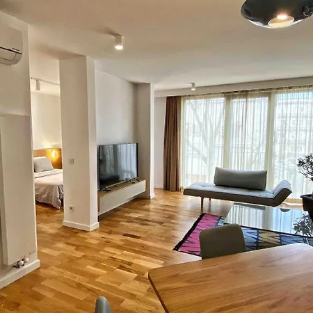 Lejlighedshotel Bflatz 4*