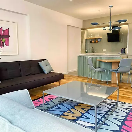 Apartahotel Bflatz 4*