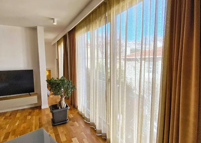 Apartahotel Bflatz 4*