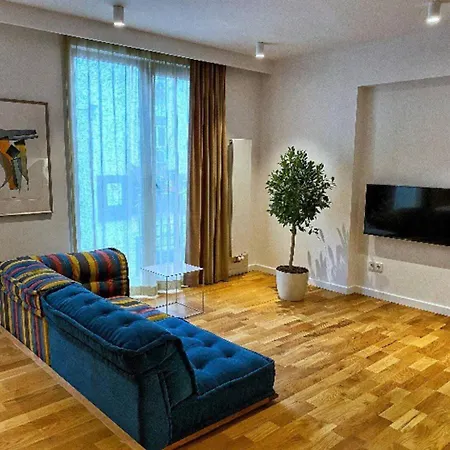 Bflatz Aparthotel 4*